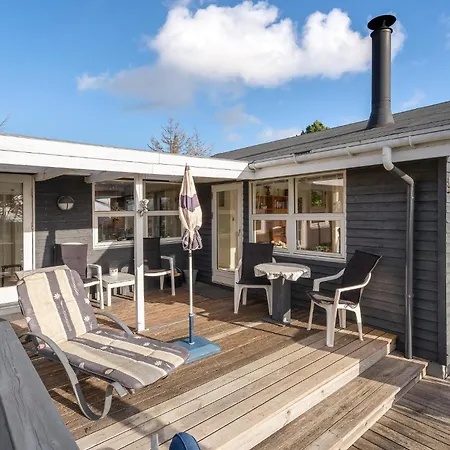 Holiday home Three-bedroom In Sydals